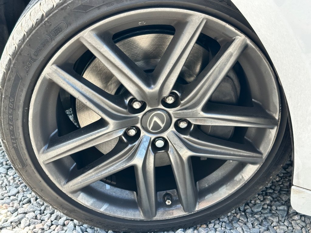 Used 2018 Lexus IS 300 F Sport w/ F Sport Package RWD image 15