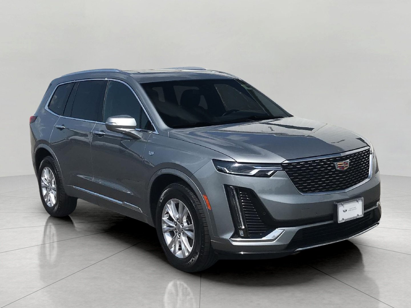 Certified 2024 Cadillac XT6 Luxury w/ LPO, Floor Liner Package