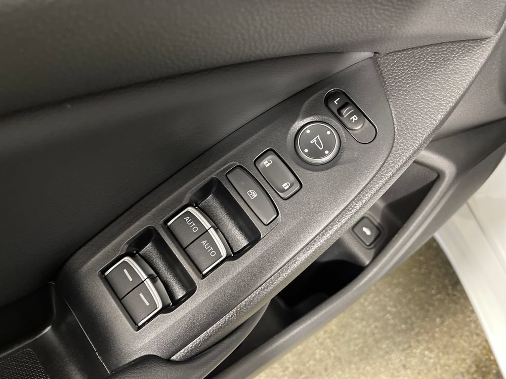 Used 2018 Honda Accord Sport image 18