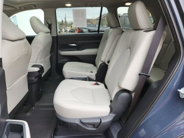 Certified 2026 Toyota Grand Highlander XLE image 18