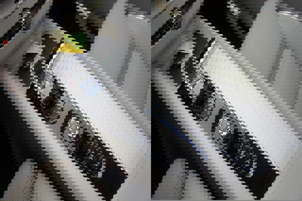 New 2026 Volvo XC60 B5 Ultra w/ Protection Package Premier image 13