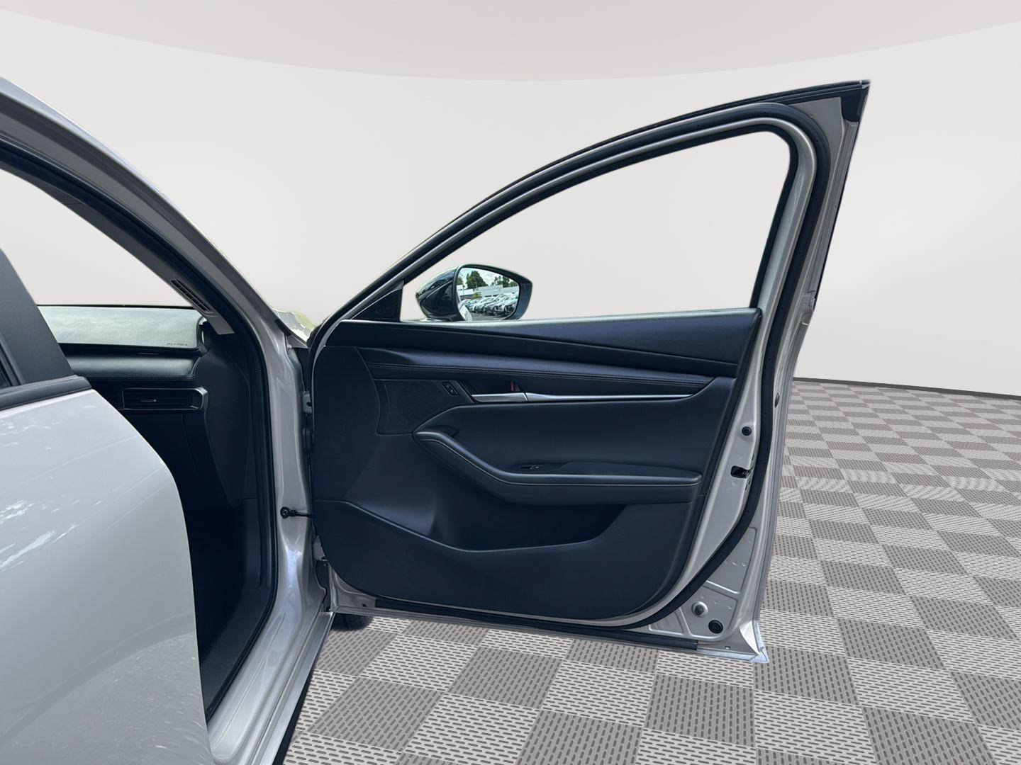 Used 2025 MAZDA MAZDA3 s FWD image 17