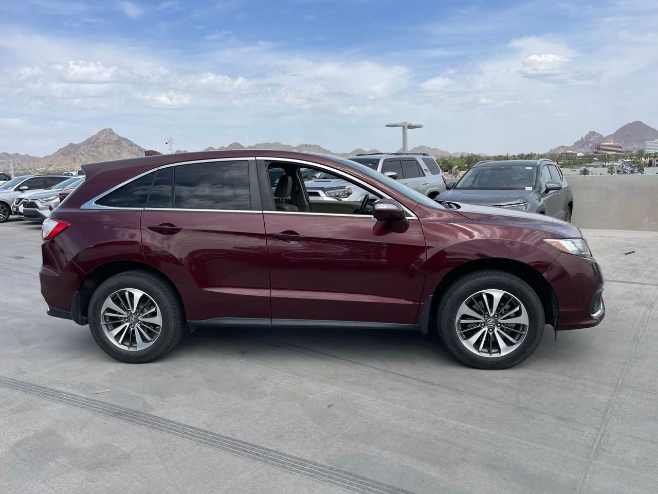 Used 2017 Acura RDX AWD w/ Advance Package image 3