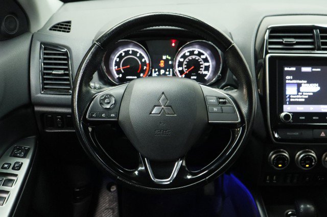 Used 2023 Mitsubishi Outlander Sport SE AWD/4WD image 25