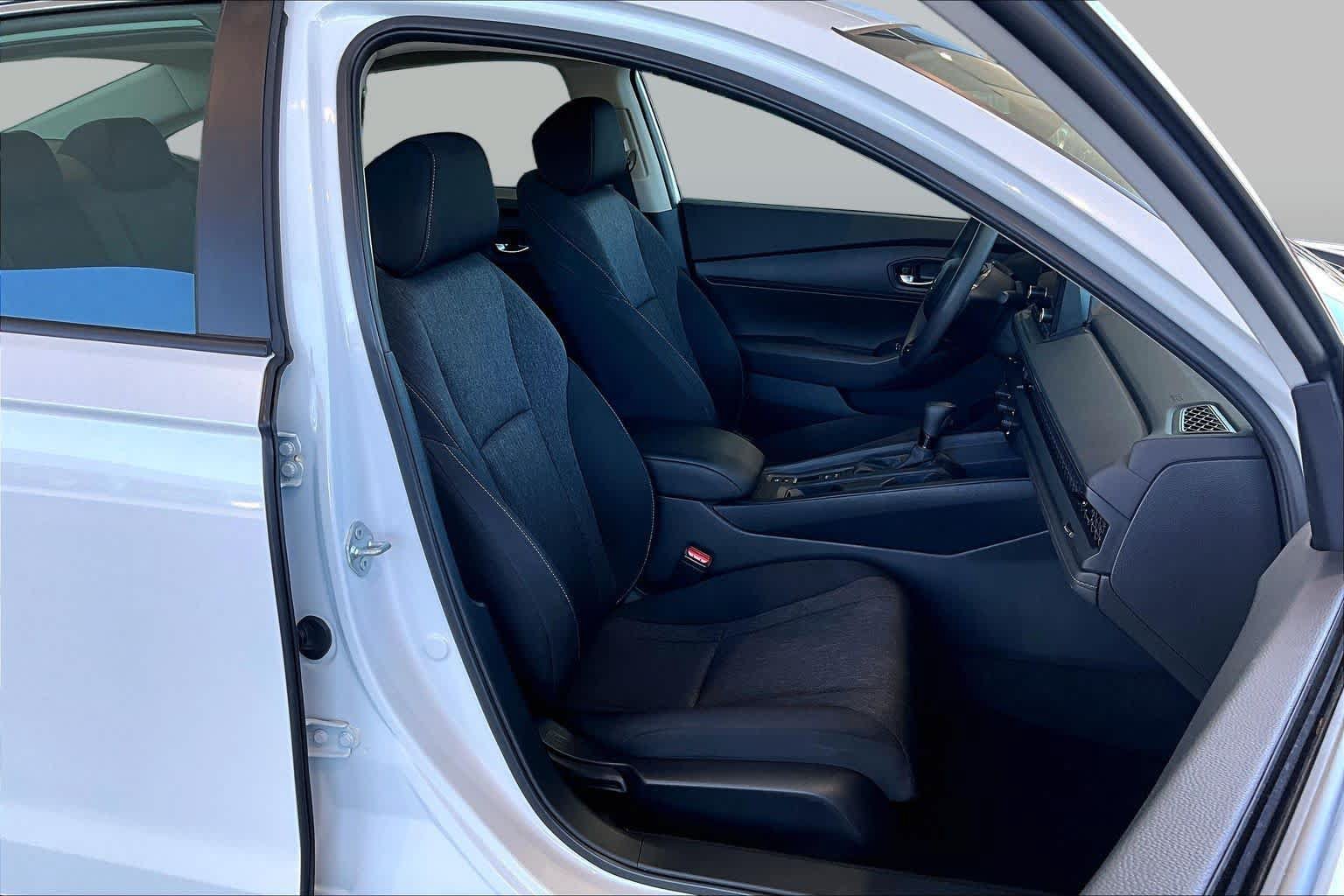 Used 2023 Honda Accord LX image 8