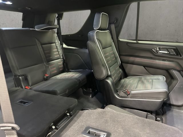Used 2025 GMC Yukon AT4 Ultimate AWD/4WD image 21