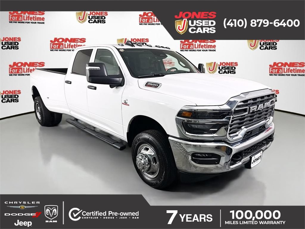Used 2026 RAM 3500 Tradesman AWD/4WD image 1