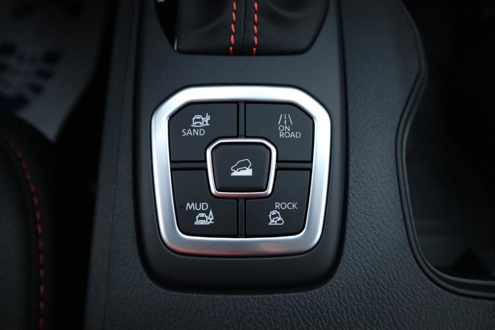 New 2026 Nissan Frontier 4x4 Crew Cab image 40