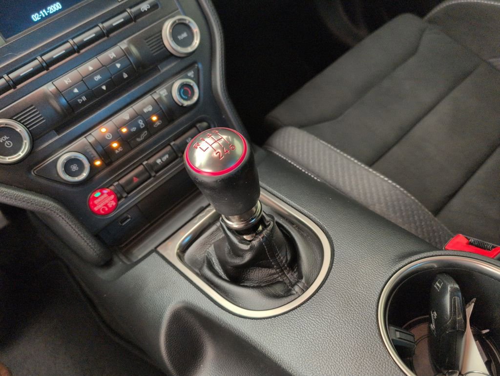 Used 2016 Ford Mustang Shelby GT350 w/ Track Package image 30