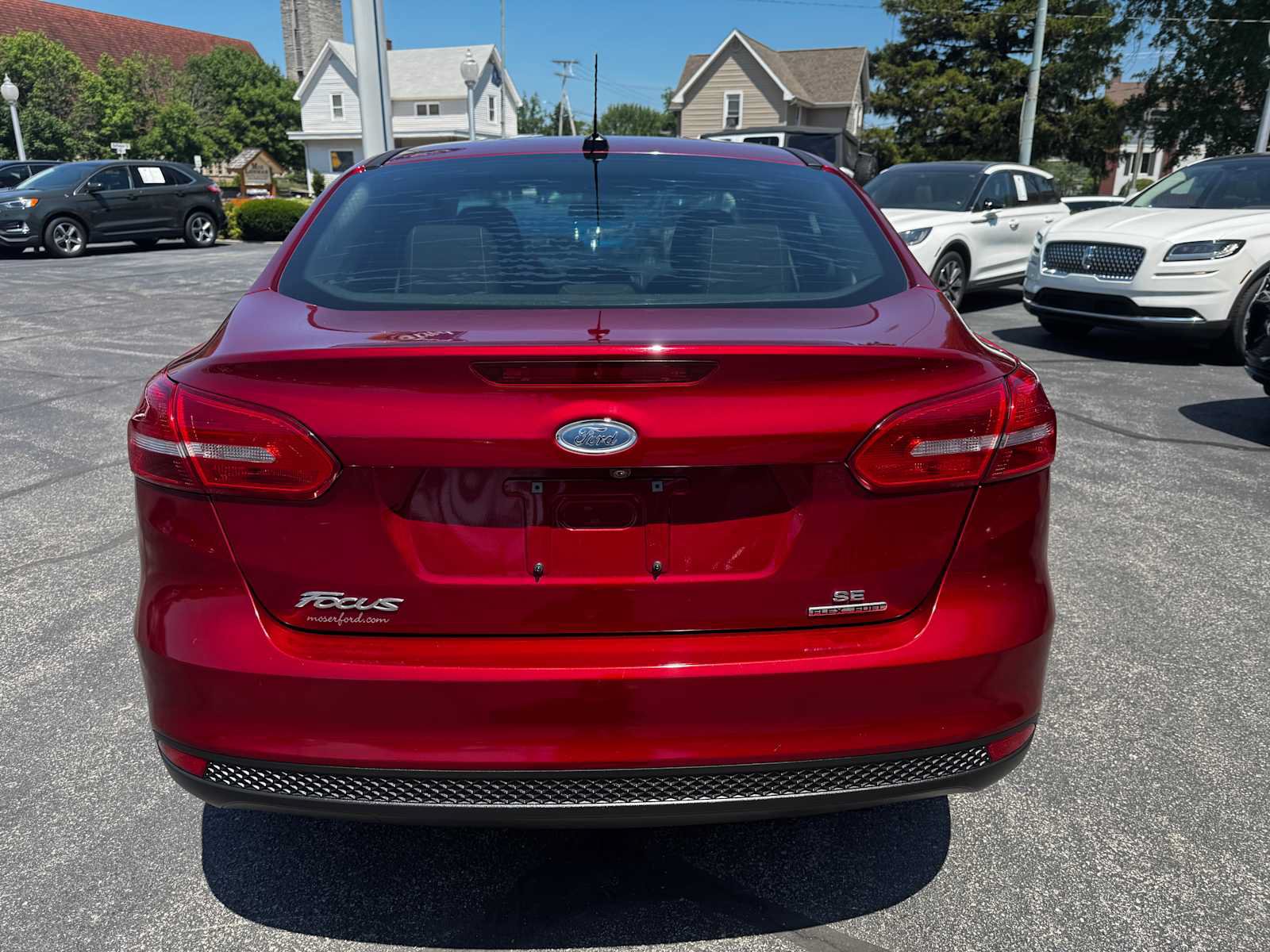 Used 2016 Ford Focus SE w/ SE Power Seat Package FWD image 7