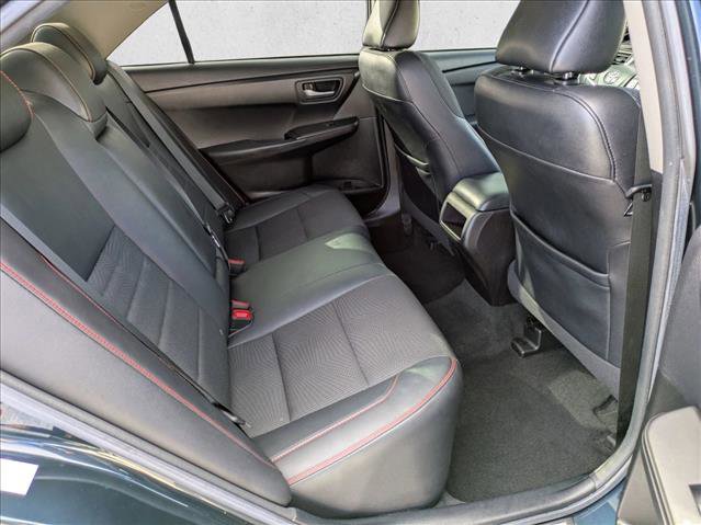 Used 2017 Toyota Camry SE image 19