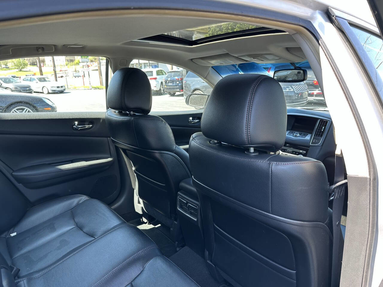 Used 2011 Nissan Maxima 3.5 SV w/ Cold Pkg image 17