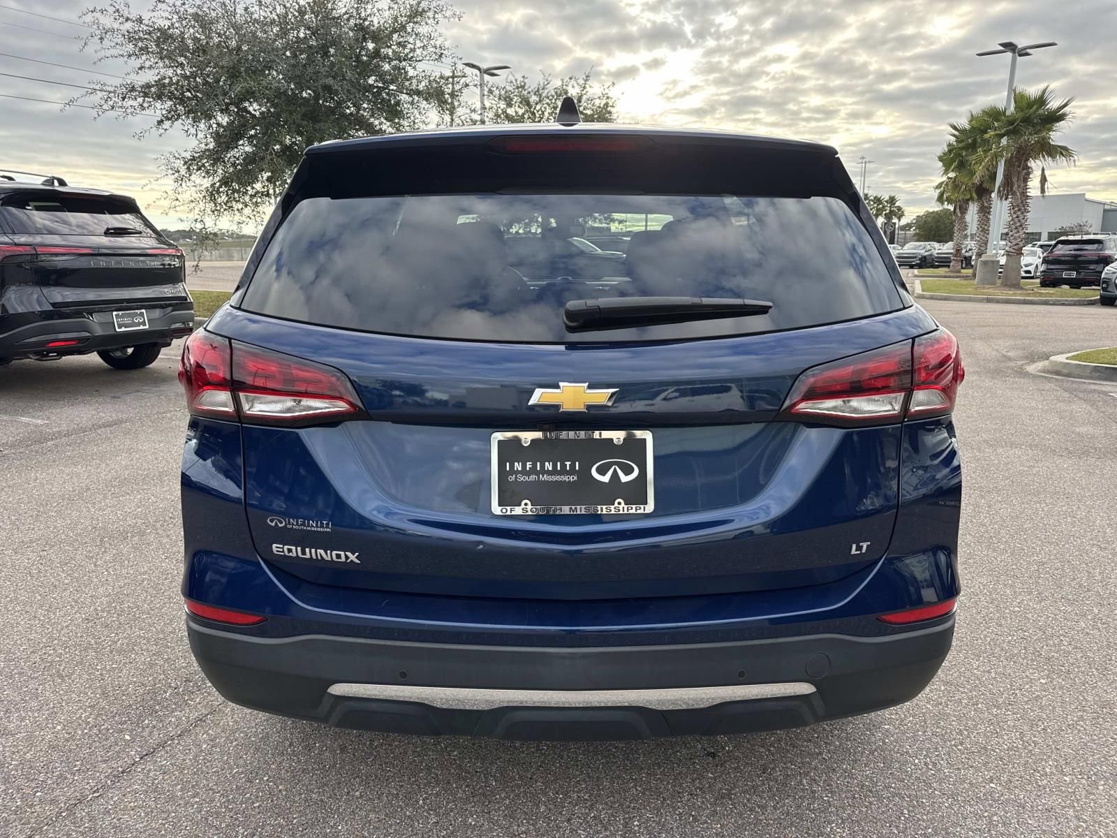 Used 2022 Chevrolet Equinox LT FWD image 6