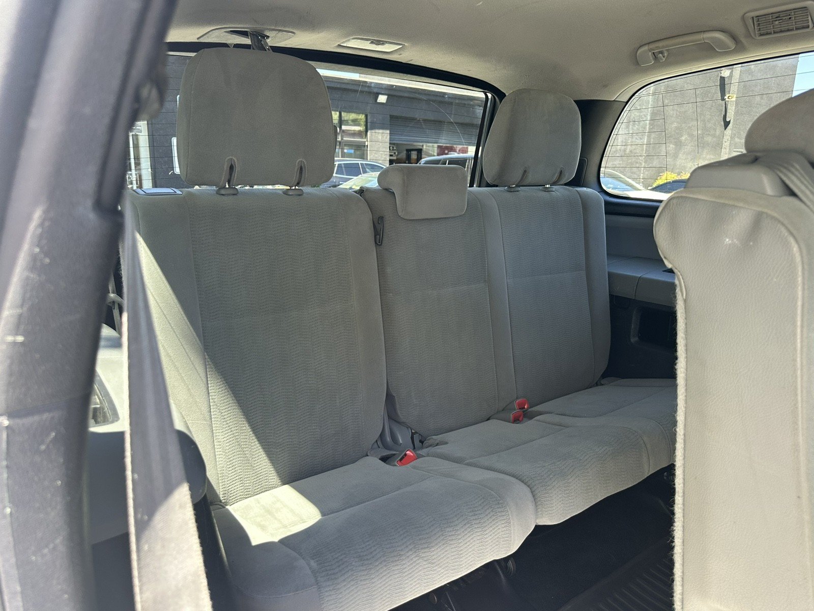 Used 2015 Toyota Sequoia SR5 AWD/4WD image 23