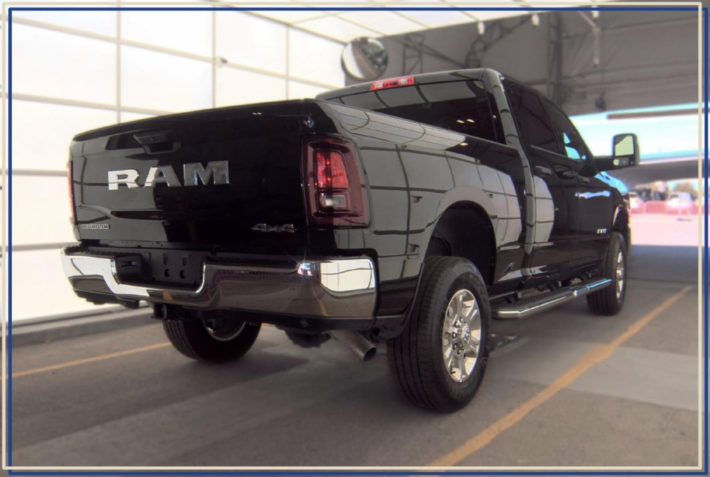 Used 2026 RAM 2500 Big Horn AWD/4WD image 6