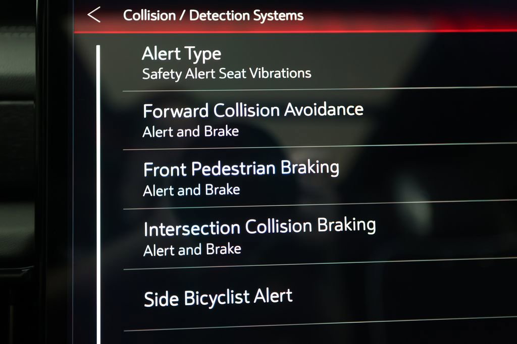 Used 2026 GMC Yukon AT4 Ultimate w/ LPO, Floor Liner Package image 40