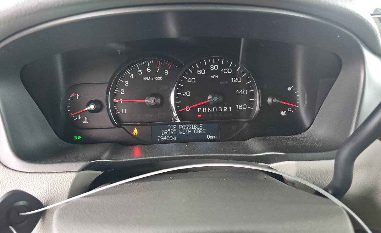 Used 2009 Cadillac DTS FWD image 9