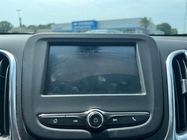 Used 2018 Chevrolet Equinox LS FWD image 19