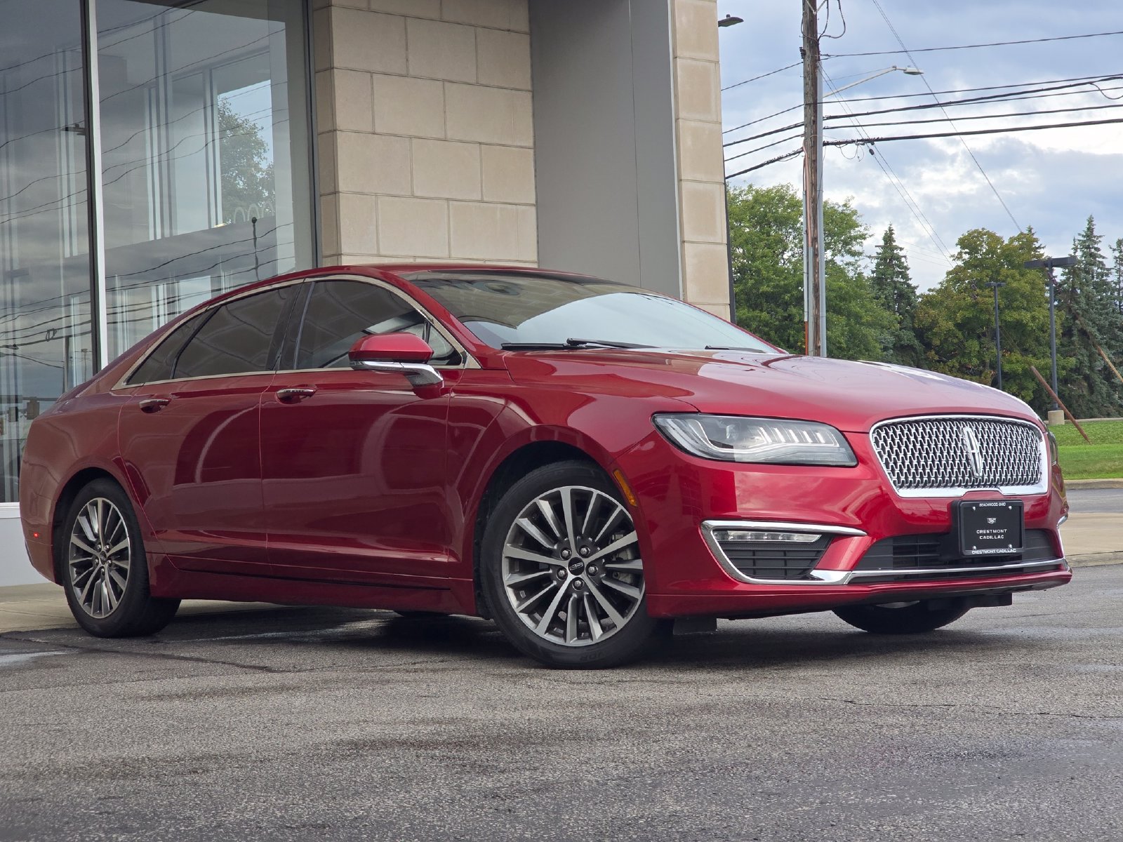 Used 2018 Lincoln MKZ Select w/ Select Plus Package FWD image 1