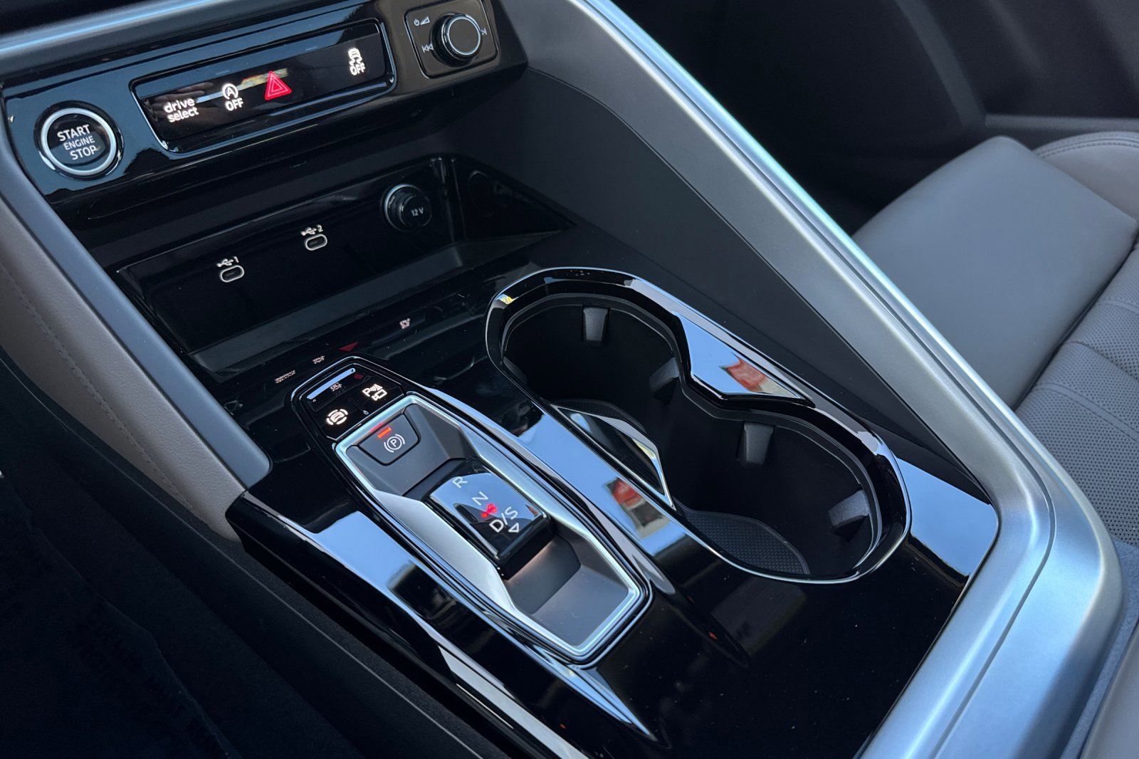 New 2025 Audi Q5 2.0T Premium Plus image 19