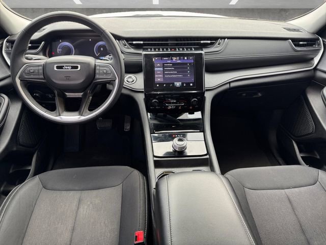 Used 2023 Jeep Grand Cherokee L Laredo image 20