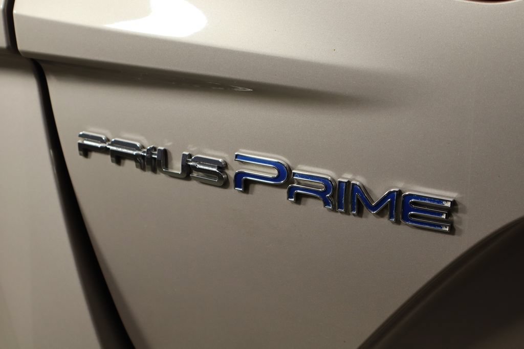 Used 2017 Toyota Prius Prime Premium FWD image 44