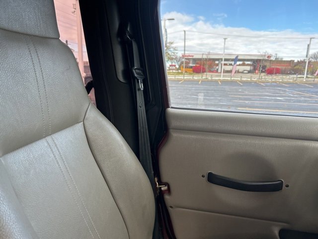 Used 2004 Jeep Wrangler X w/ Convenience Group image 16