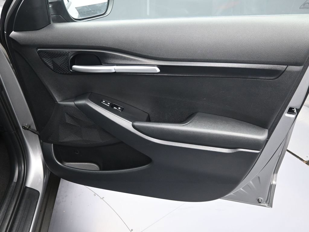 Certified 2023 Kia Seltos LX image 34