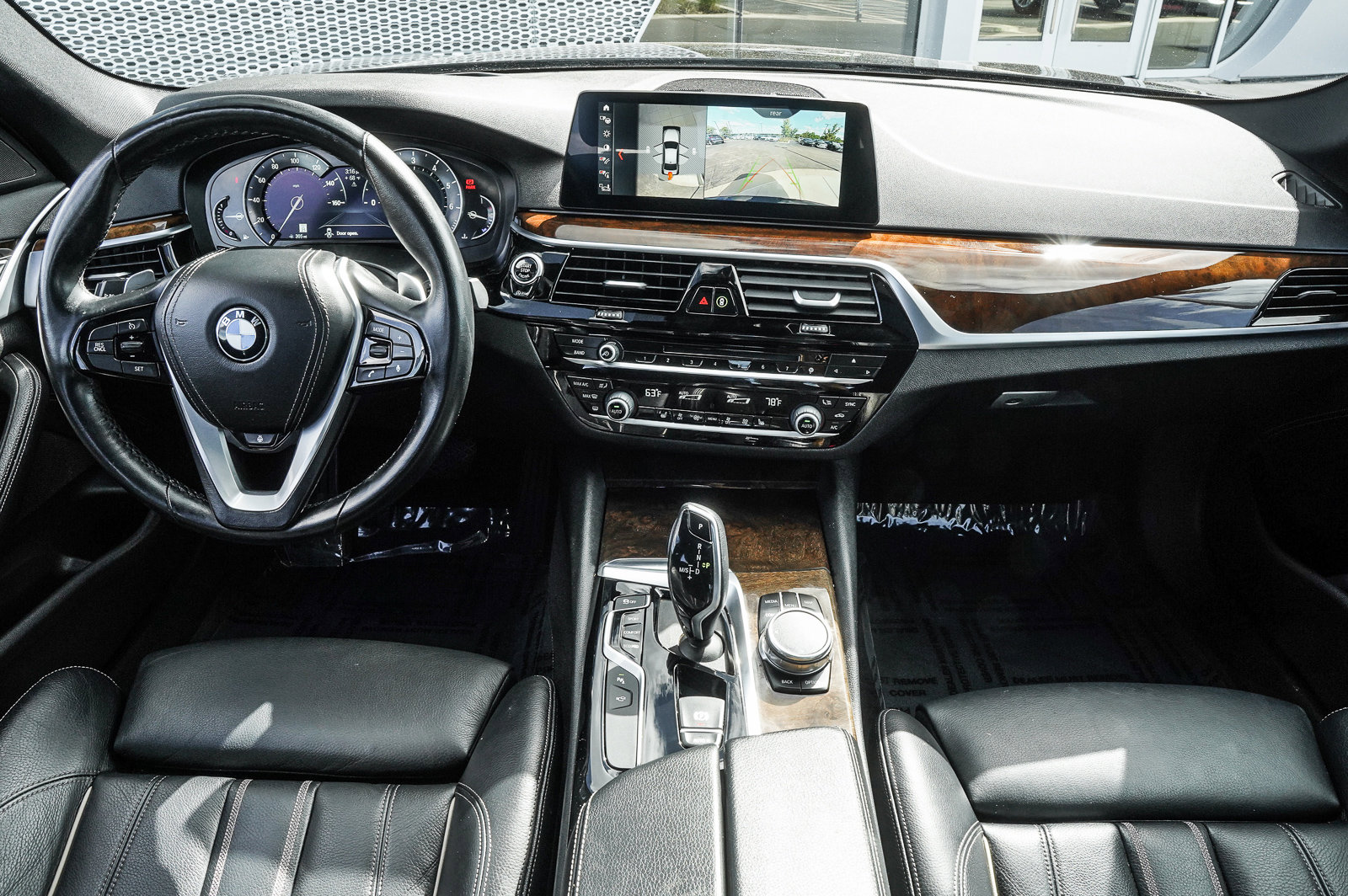 Used 2019 BMW 540i xDrive w/ Premium Package image 6