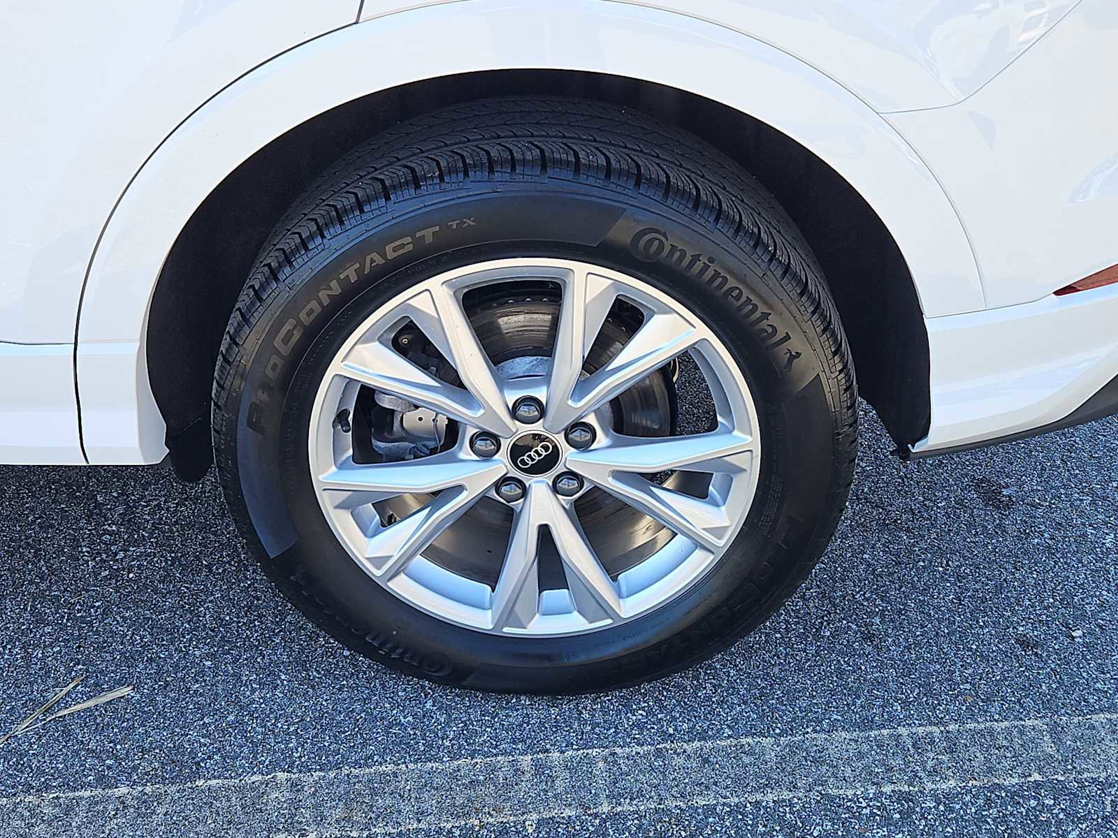 Certified 2025 Audi Q3 2.0T Premium w/ Convenience Package image 4