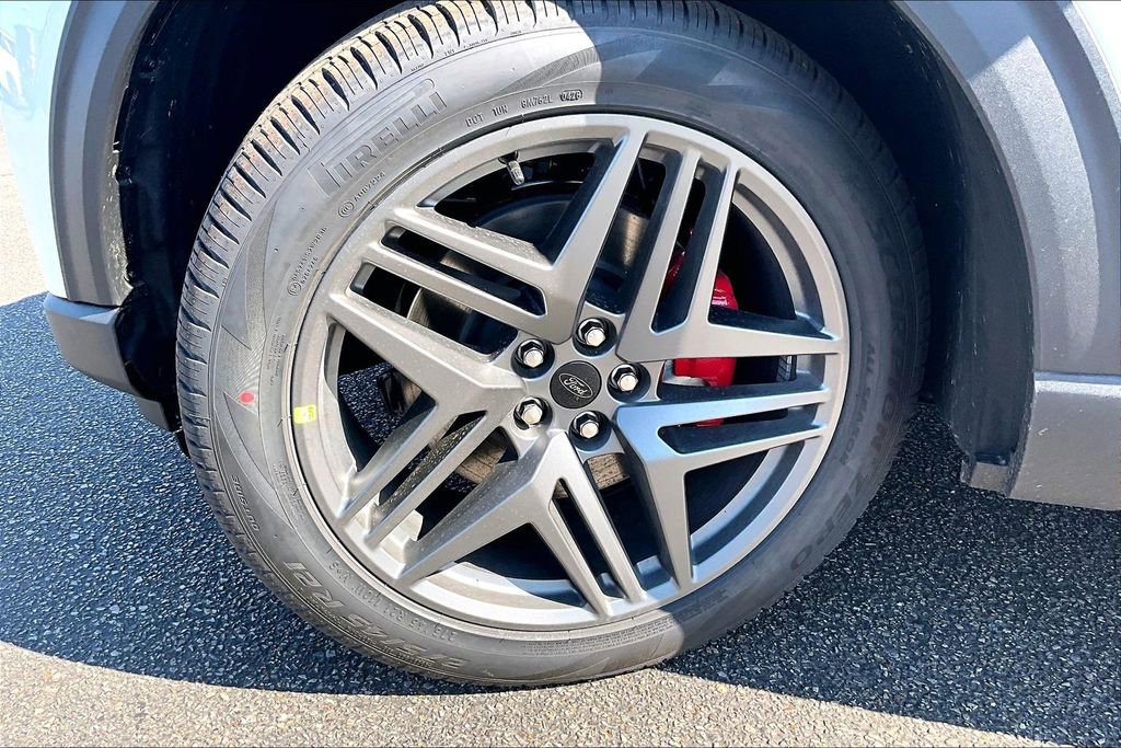 New 2026 Ford Explorer ST-Line image 12