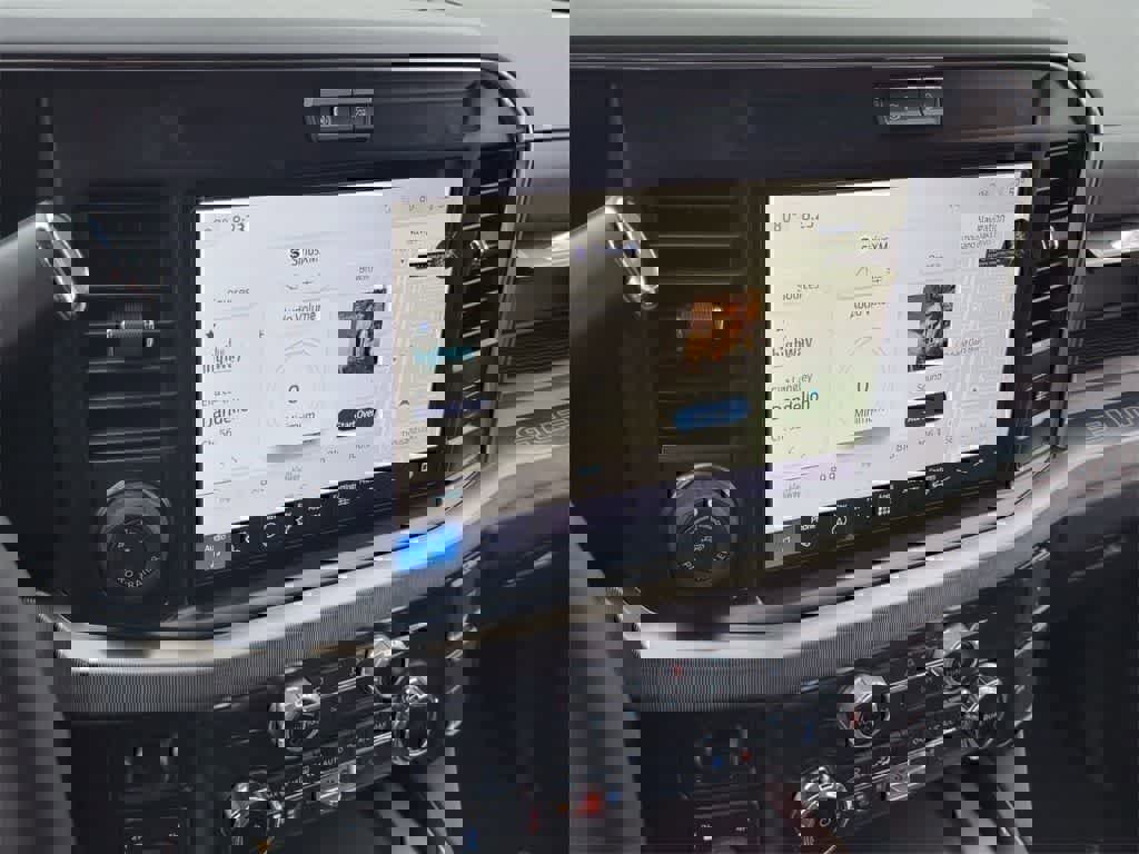 New 2026 Ford F250 Platinum image 23