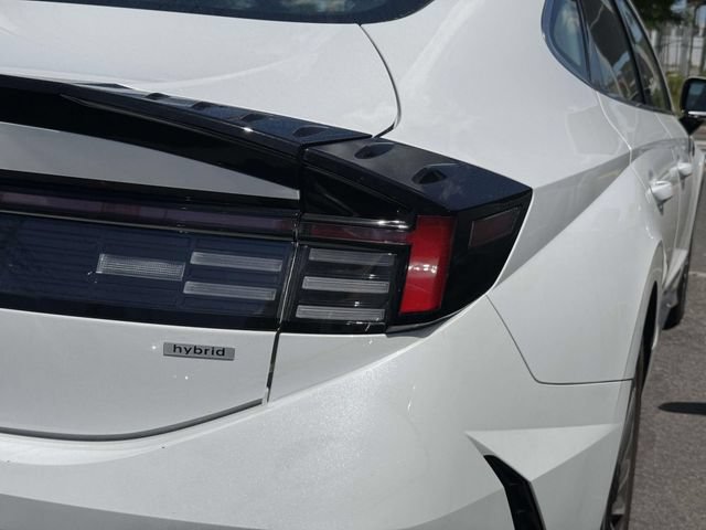 Used 2025 Hyundai Sonata SEL FWD image 12