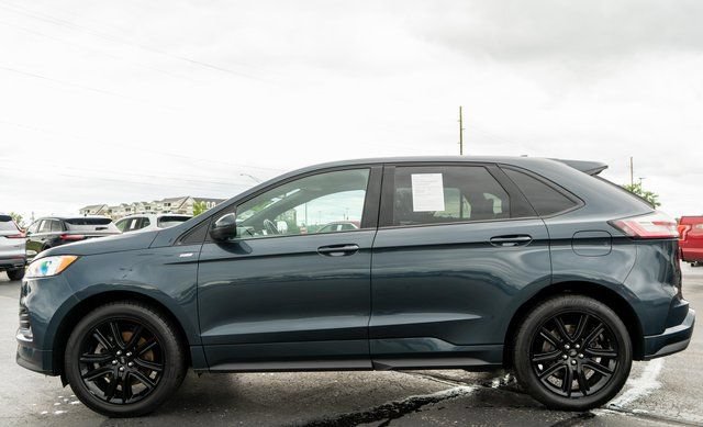Used 2022 Ford Edge ST-Line w/ Cold Weather Package AWD/4WD image 9