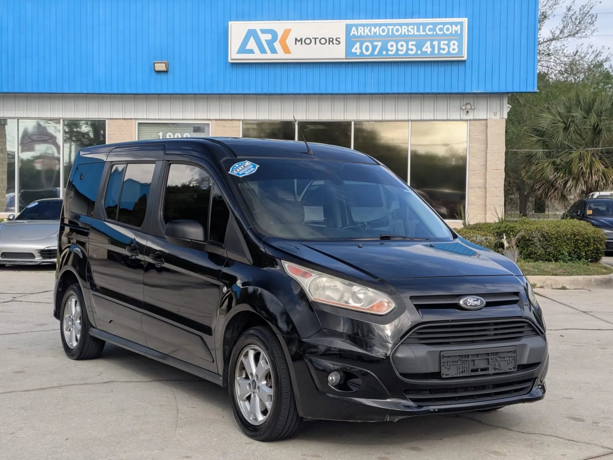 Used 2014 Ford Transit Connect XLT image 4