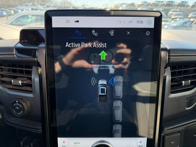 Used 2022 Ford F150 Lightning Platinum image 34