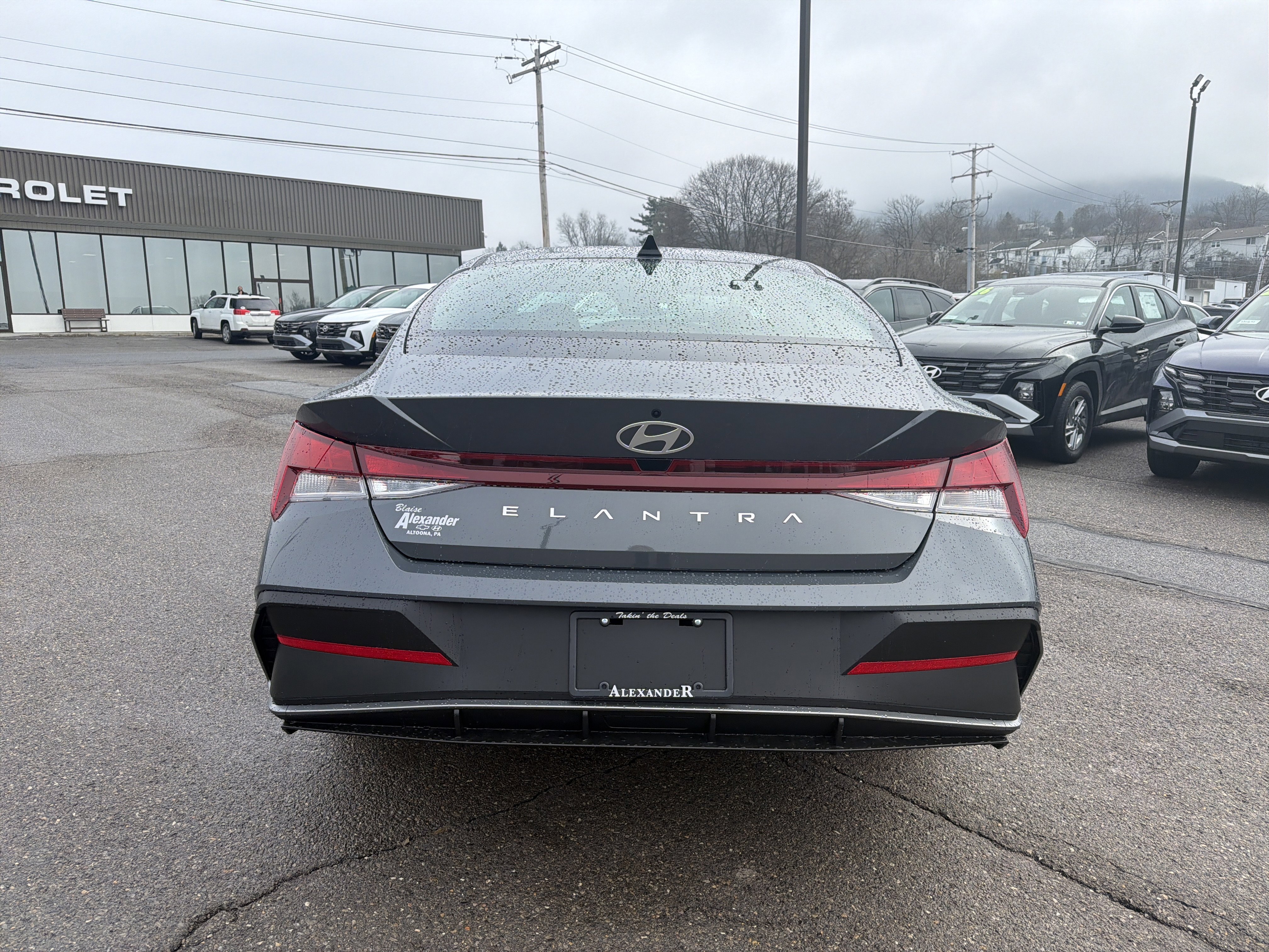 New 2026 Hyundai Elantra SE w/ Cargo Package image 4