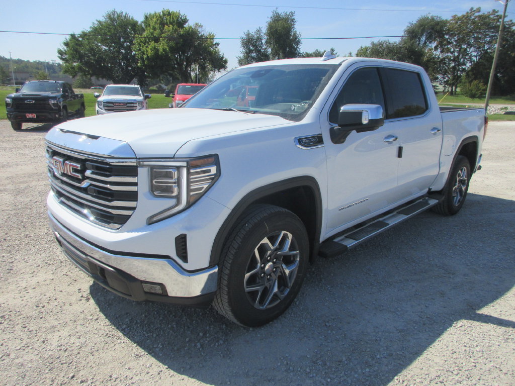 New 2026 GMC Sierra 1500 SLT w/ SLT Premium Package AWD/4WD image 11