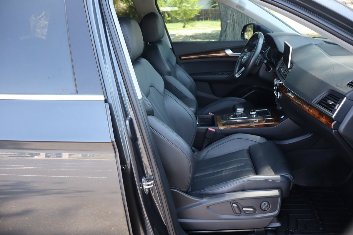 Used 2018 Audi Q5 2.0T Premium Plus w/ Premium Plus Package AWD/4WD image 22