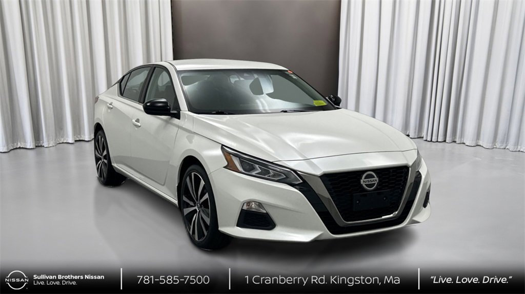 Certified 2021 Nissan Altima 2.5 SR image 3
