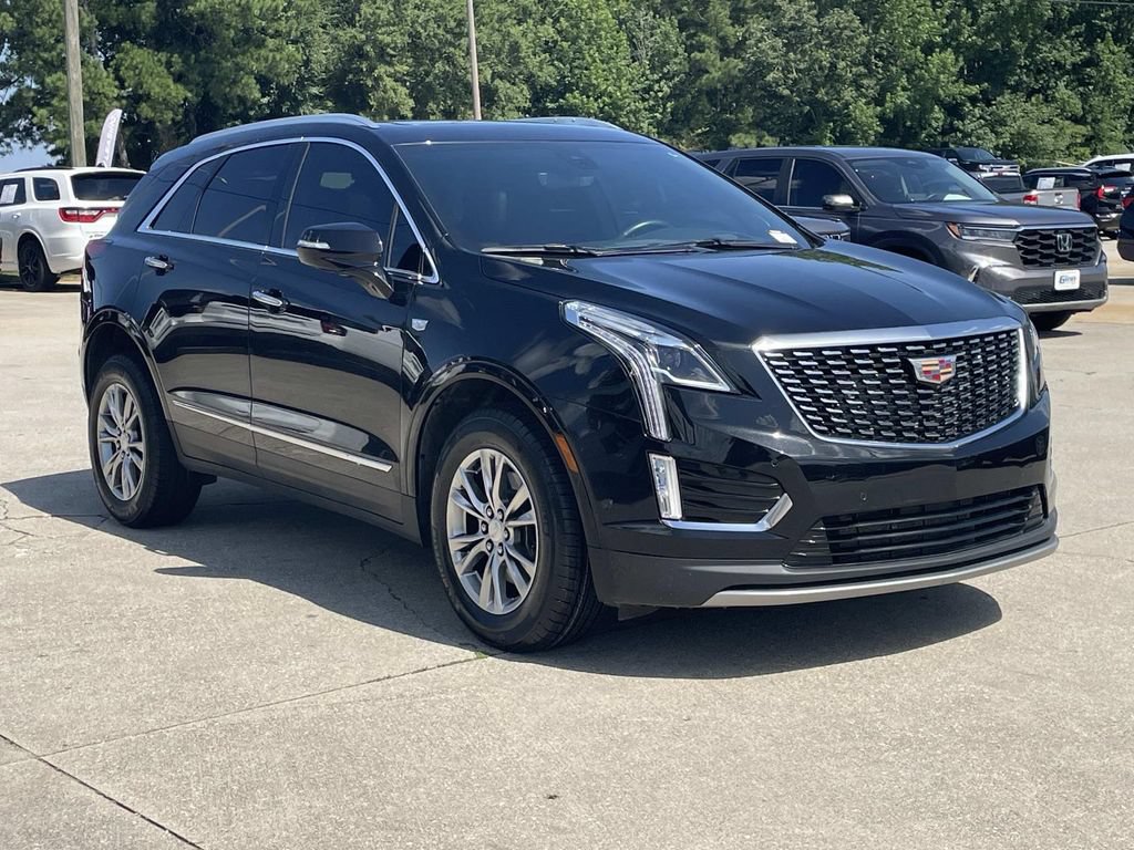 Used 2023 Cadillac XT5 Premium Luxury w/ Technology Package AWD/4WD image 5
