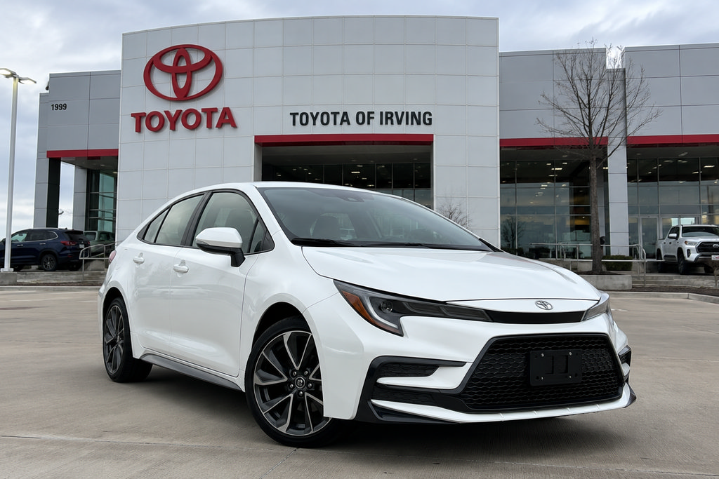 Used 2024 Toyota Corolla SE FWD image 1