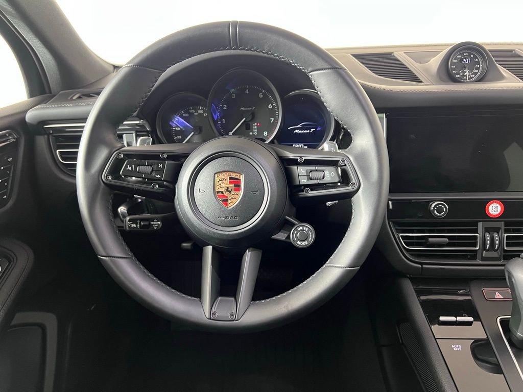 Certified 2026 Porsche Macan Turbo AWD/4WD image 21