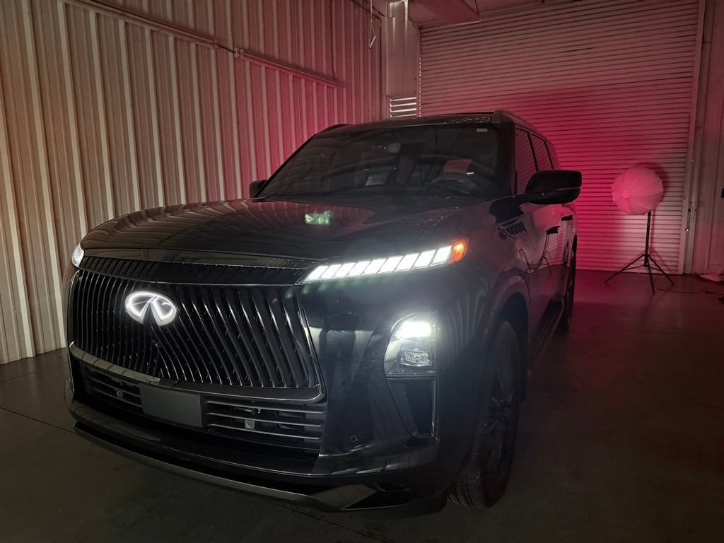 Certified 2025 INFINITI QX80 Autograph w/ Autograph Exterior Package AWD/4WD image 8