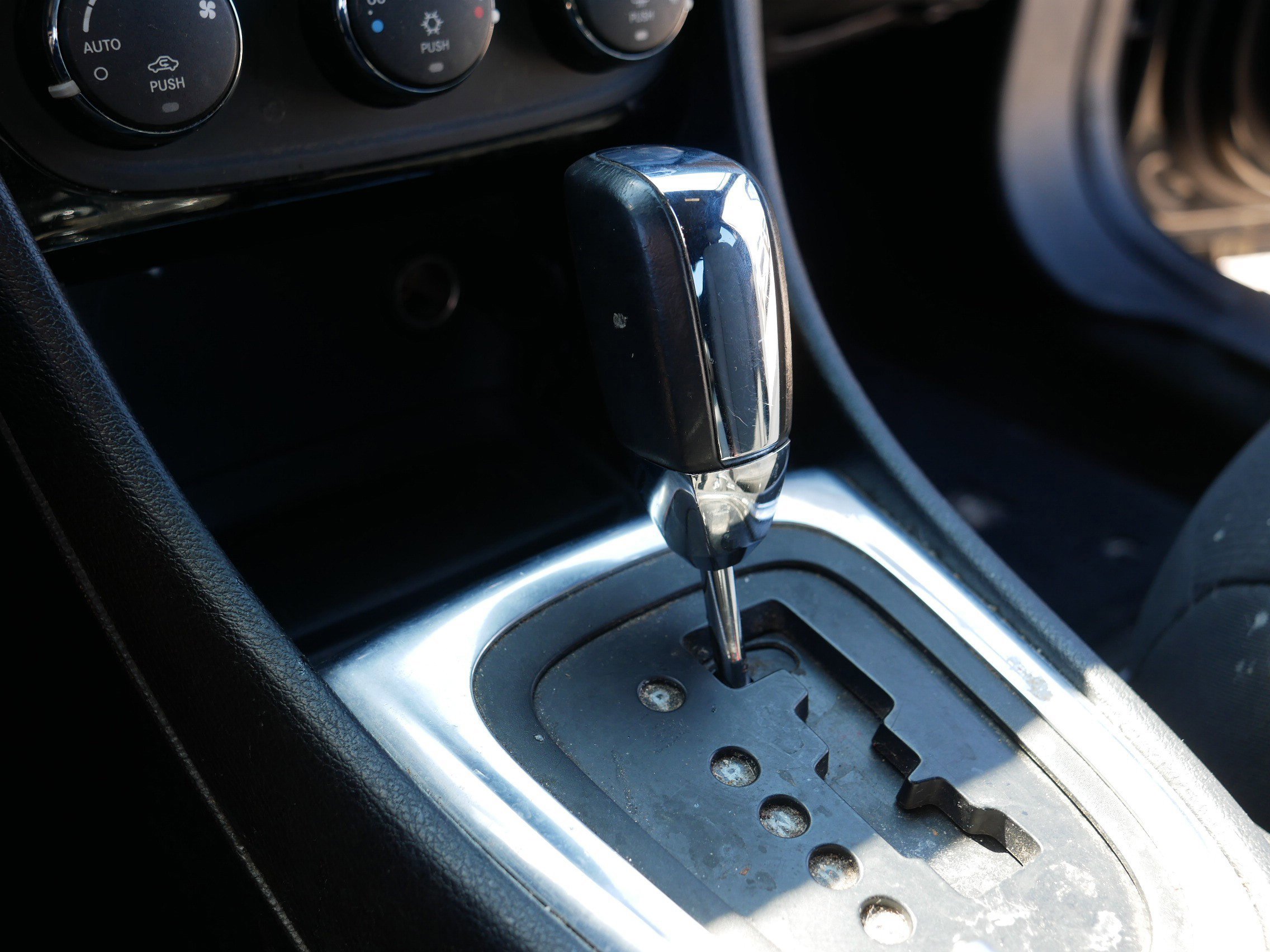 Used 2014 Chrysler 200 Touring w/ 200 S Group FWD image 29