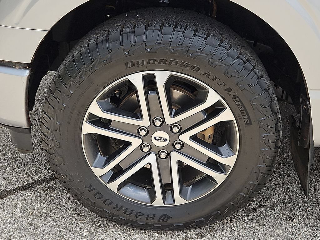 Used 2022 Ford F150 XL w/ STX Appearance Package AWD/4WD image 13
