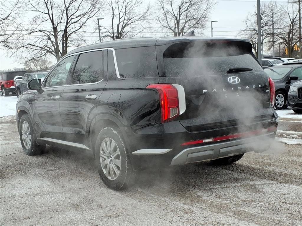 Used 2023 Hyundai Palisade SEL w/ Cargo Package image 3