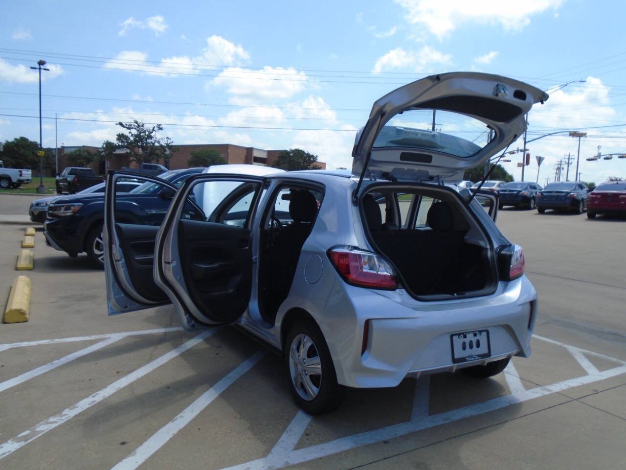 Used 2024 Mitsubishi Mirage ES FWD image 24