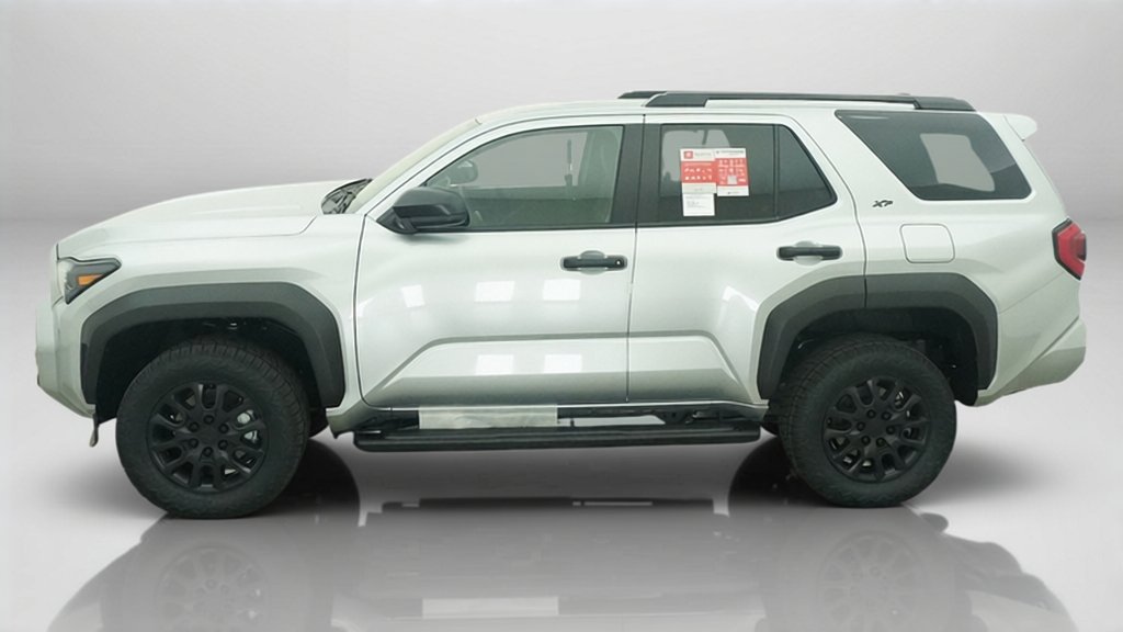New 2026 Toyota 4Runner SR5 AWD/4WD image 2
