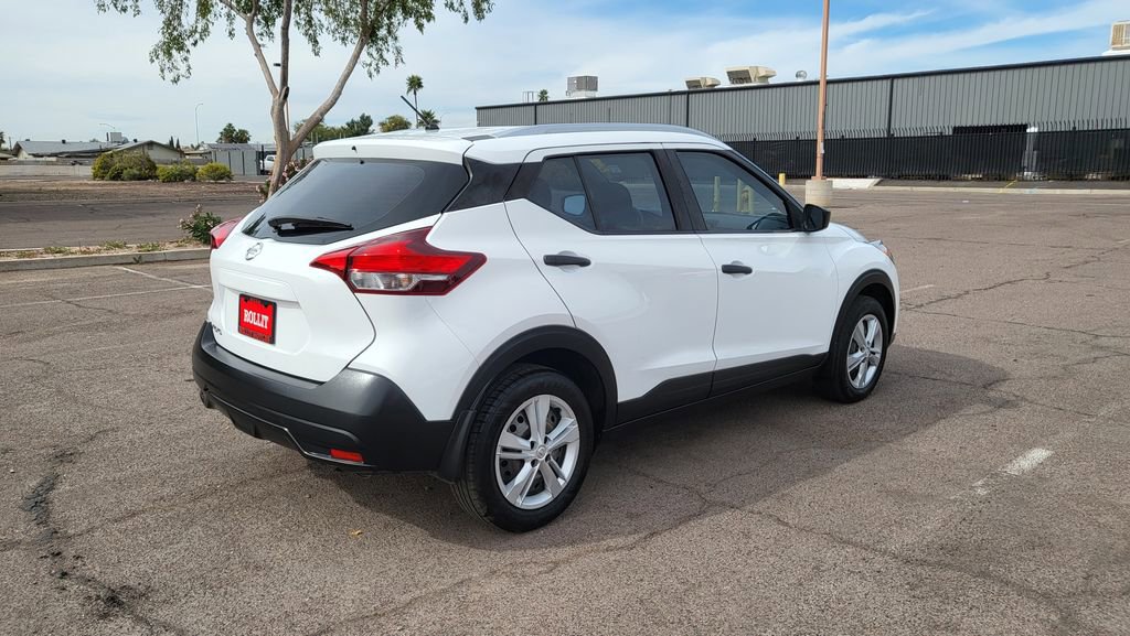 Used 2019 Nissan Kicks S image 7